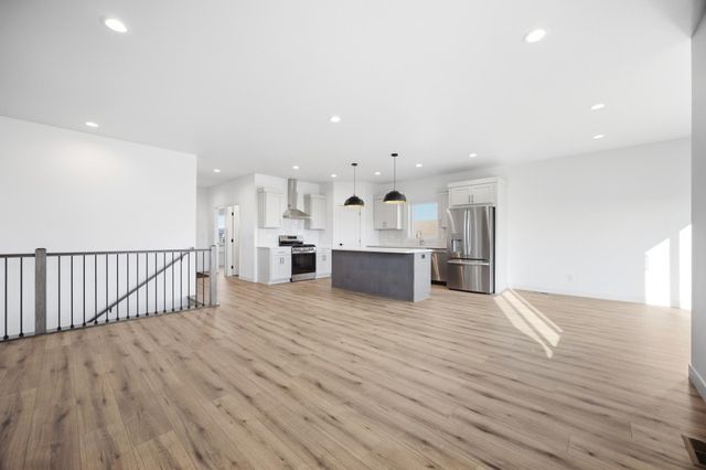 4321 21st Avenue S, Moorhead, MN 56560