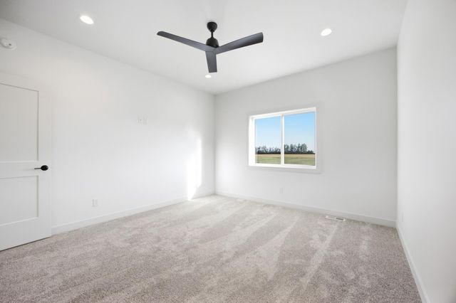 4321 21st Avenue S, Moorhead, MN 56560