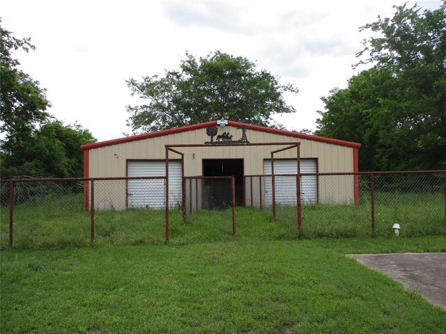 6243 STATE HIGHWAY 276, Point, TX 75472