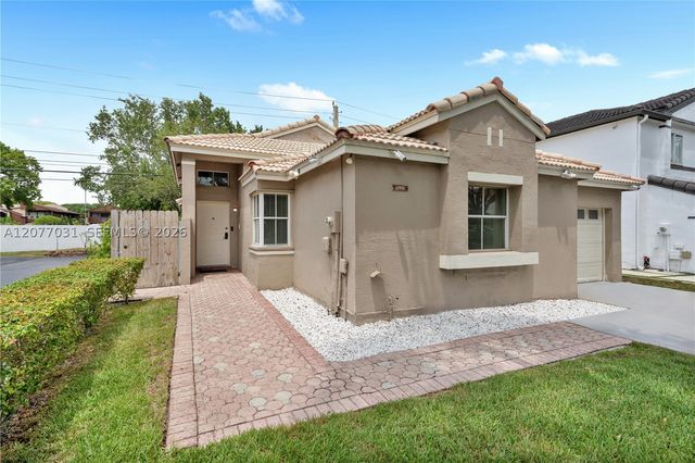 11491 SW 72nd Ter, Miami, FL 33173