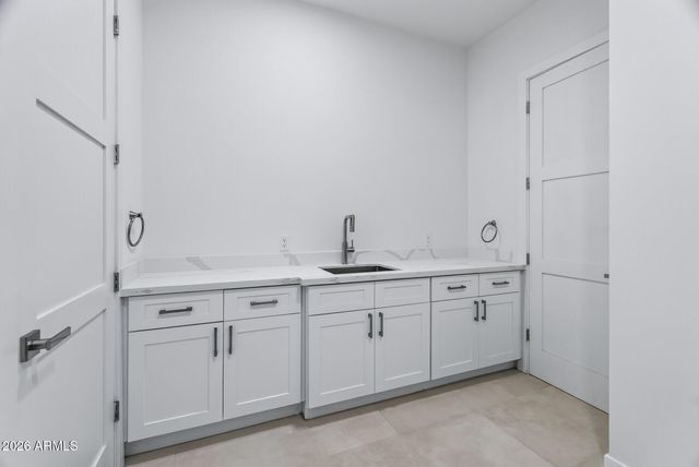 3024 W South Mountain Avenue, Laveen, AZ 85339