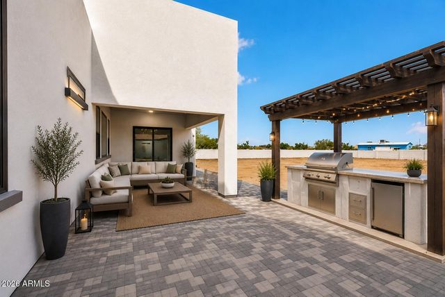 3024 W South Mountain Avenue, Laveen, AZ 85339