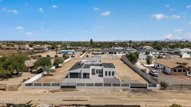 3024 W South Mountain Avenue, Laveen, AZ 85339