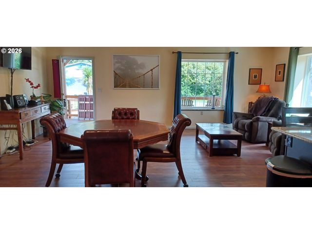 6495 E St, Bay City, OR 97107