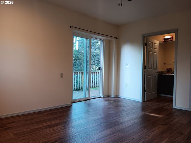 6495 E St, Bay City, OR 97107