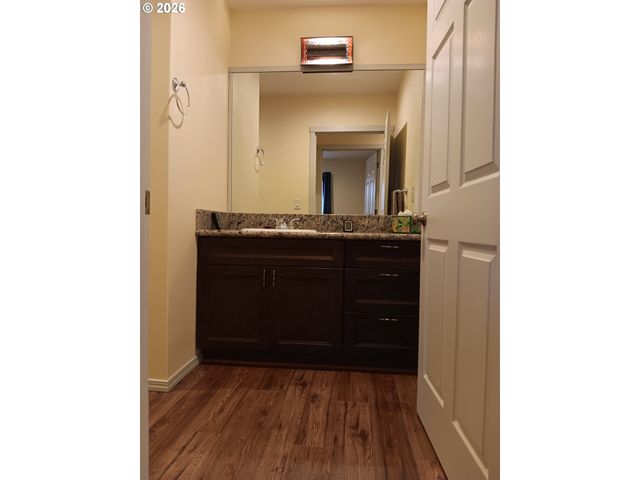 6495 E St, Bay City, OR 97107