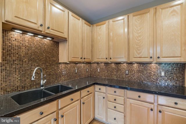 2807 MARYWOOD OAKS LN, Vienna, VA 22181