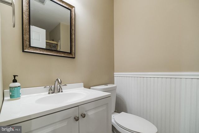 2807 MARYWOOD OAKS LN, Vienna, VA 22181