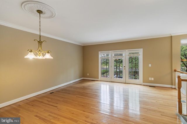 2807 MARYWOOD OAKS LN, Vienna, VA 22181