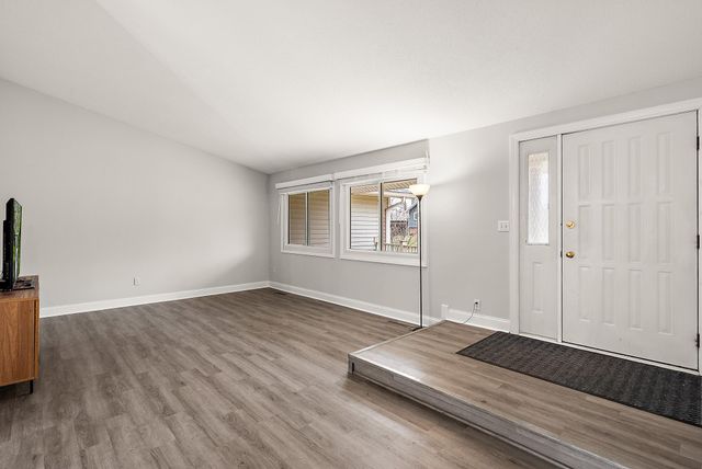 7493 Berkshire Way, Maple Grove, MN 55311