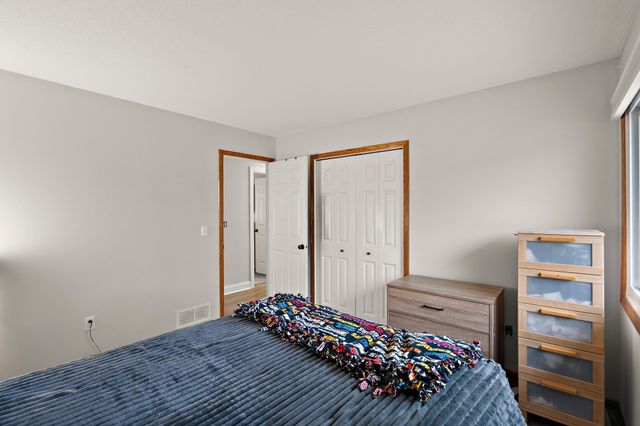 7493 Berkshire Way, Maple Grove, MN 55311