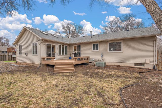 7493 Berkshire Way, Maple Grove, MN 55311