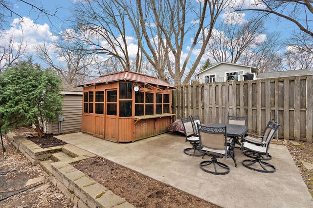 7493 Berkshire Way, Maple Grove, MN 55311