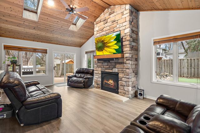 7493 Berkshire Way, Maple Grove, MN 55311