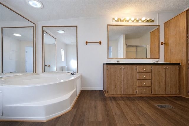 18270 State Highway 28, Ola, AR 72853