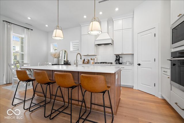 837 Templeton Drive, Carmel, IN 46032