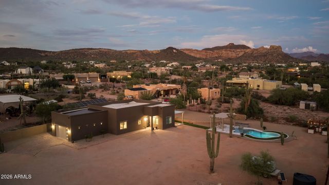 4921 N WOLVERINE PASS Road, Apache Junction, AZ 85119