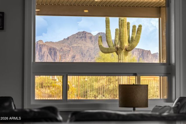 4921 N WOLVERINE PASS Road, Apache Junction, AZ 85119
