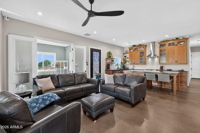 4921 N WOLVERINE PASS Road, Apache Junction, AZ 85119