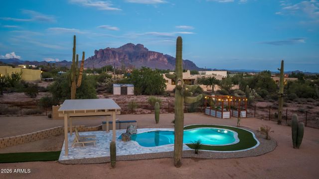 4921 N WOLVERINE PASS Road, Apache Junction, AZ 85119