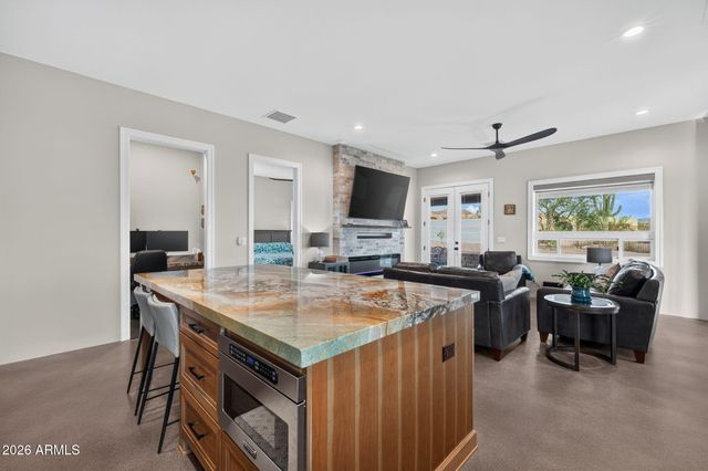 4921 N WOLVERINE PASS Road, Apache Junction, AZ 85119