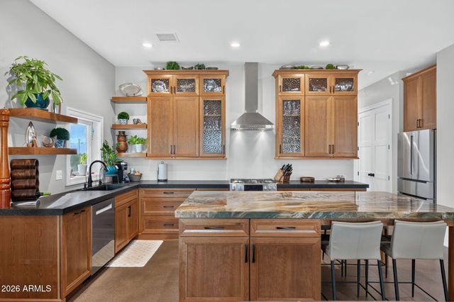 4921 N WOLVERINE PASS Road, Apache Junction, AZ 85119