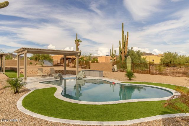 4921 N WOLVERINE PASS Road, Apache Junction, AZ 85119