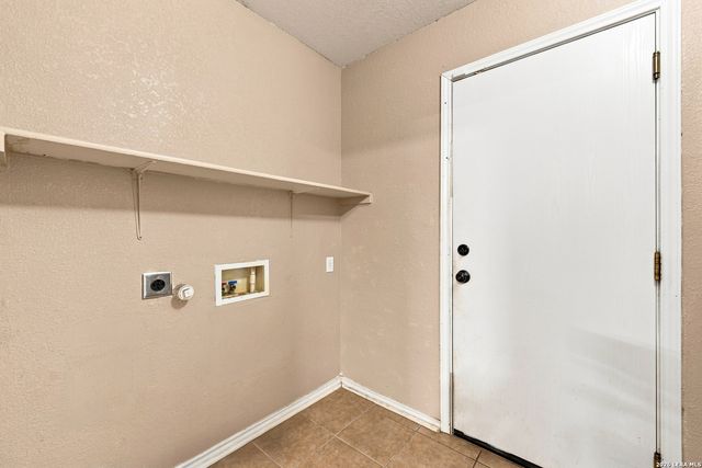 7505 Forest Stream, Live Oak, TX 78233