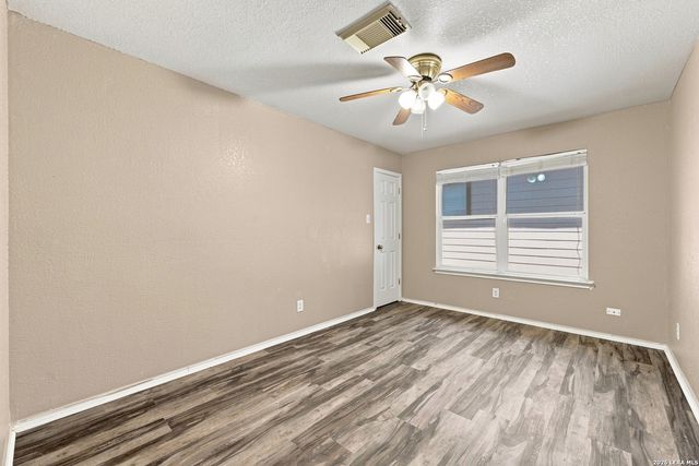 7505 Forest Stream, Live Oak, TX 78233