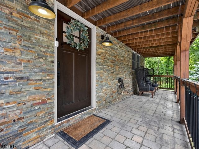 6 Black Oak Trl, Vernon Twp., NJ 07462