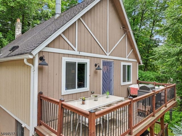 6 Black Oak Trl, Vernon Twp., NJ 07462