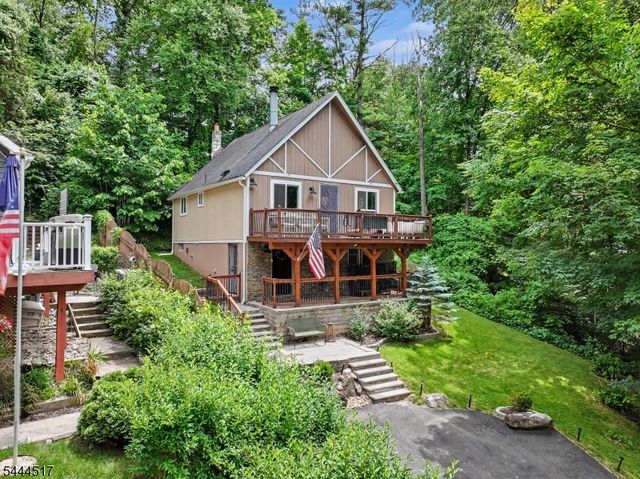 6 Black Oak Trl, Vernon Twp., NJ 07462