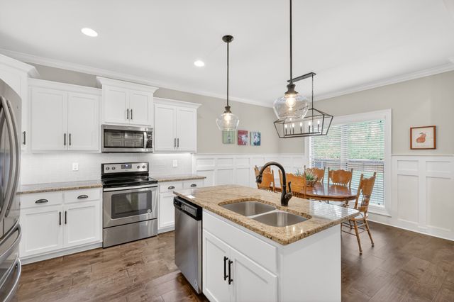 55 Harbor Pt, Lebanon, TN 37087