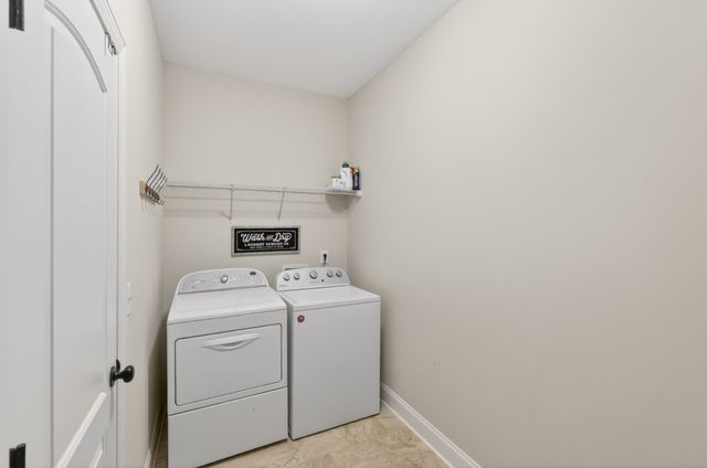 55 Harbor Pt, Lebanon, TN 37087