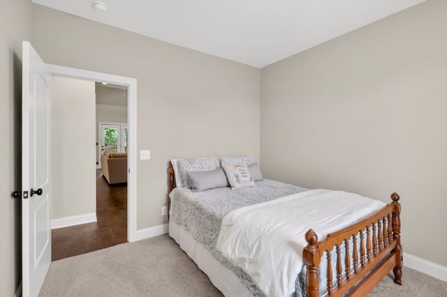 55 Harbor Pt, Lebanon, TN 37087