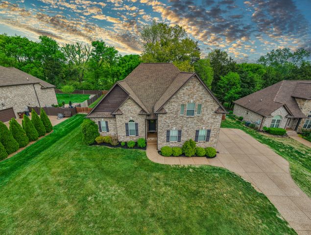 55 Harbor Pt, Lebanon, TN 37087