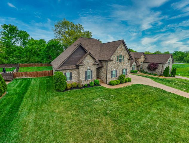 55 Harbor Pt, Lebanon, TN 37087