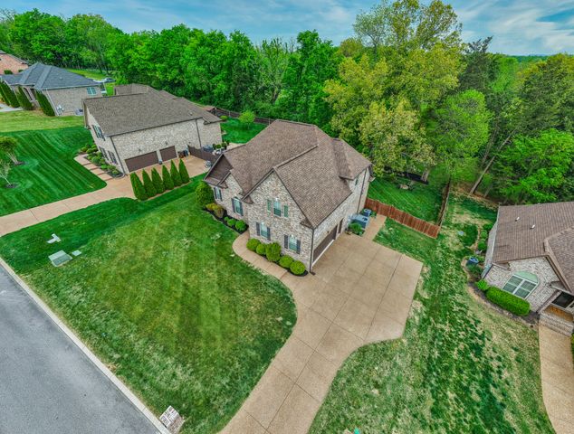 55 Harbor Pt, Lebanon, TN 37087