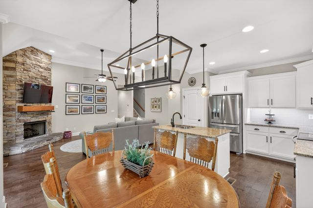55 Harbor Pt, Lebanon, TN 37087