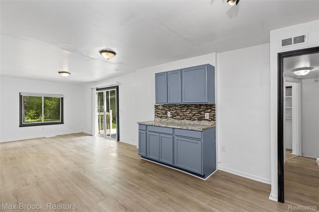19950 Norborne, Redford Charter Township, MI 48240