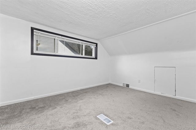 19950 Norborne, Redford Charter Township, MI 48240