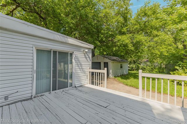 19950 Norborne, Redford Charter Township, MI 48240