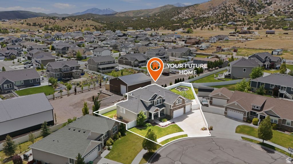 Image 2 of property listing at 13742 S BRONCO HILLS CIR, Herriman, UT 84096
