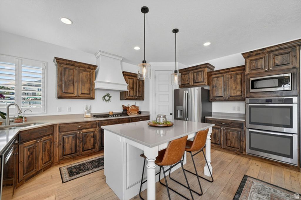 Image 11 of property listing at 13742 S BRONCO HILLS CIR, Herriman, UT 84096