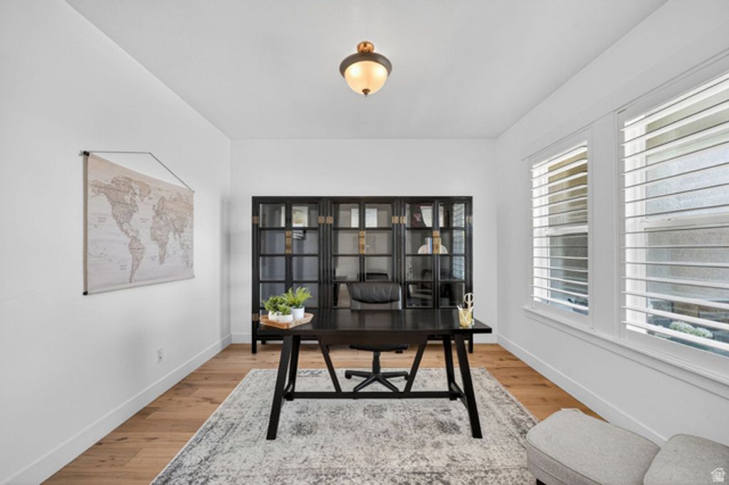 Image 15 of property listing at 13742 S BRONCO HILLS CIR, Herriman, UT 84096