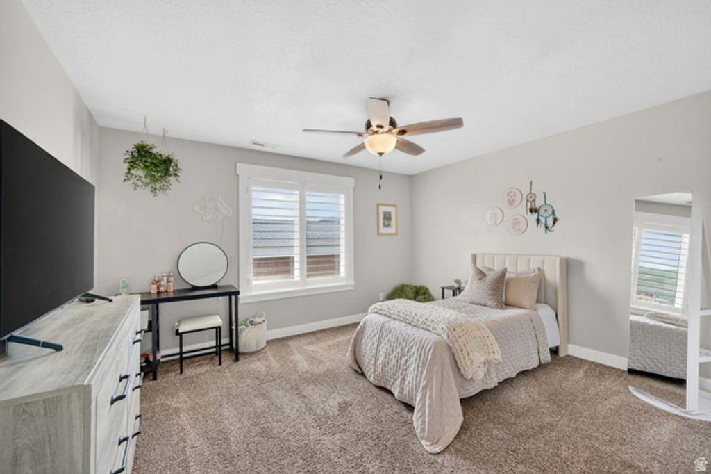 Image 28 of property listing at 13742 S BRONCO HILLS CIR, Herriman, UT 84096