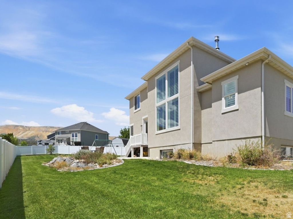 Image 40 of property listing at 13742 S BRONCO HILLS CIR, Herriman, UT 84096