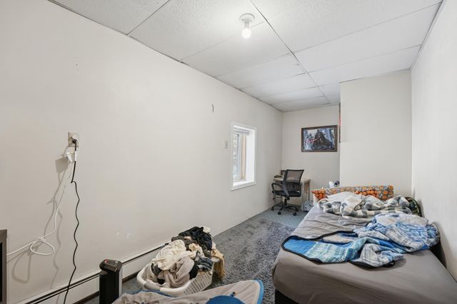 1316 E 2nd Street, Duluth, MN 55805