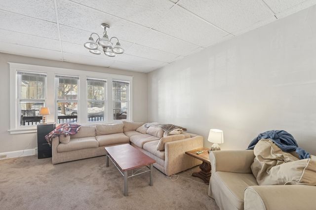 1316 E 2nd Street, Duluth, MN 55805