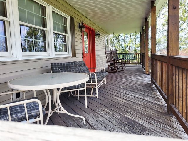 801 Rolling Hills Drive, Ruffs Dale, PA 15679